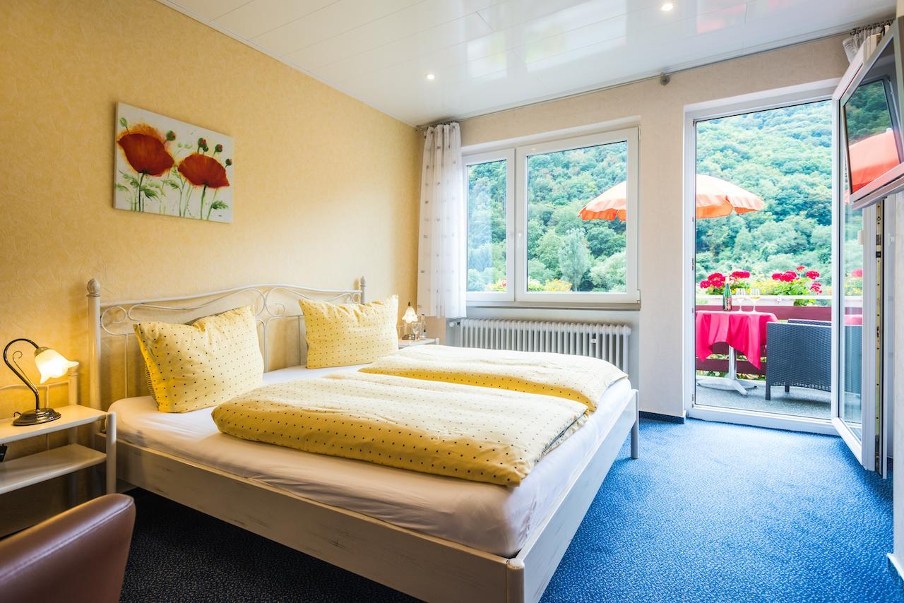 Moselromantik-Hotel Zum Loewen إيديغير إيلير المظهر الخارجي الصورة