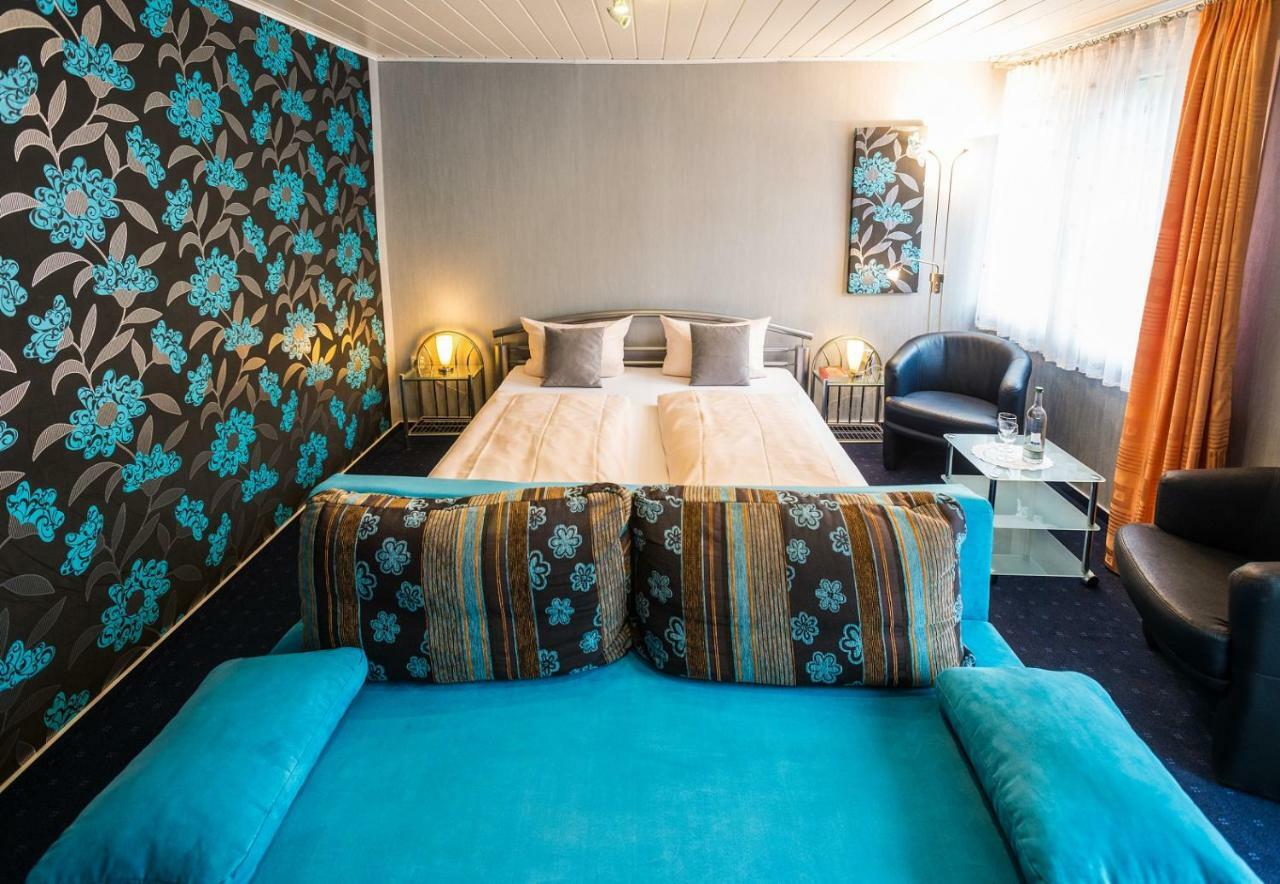 Moselromantik-Hotel Zum Loewen إيديغير إيلير المظهر الخارجي الصورة